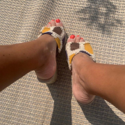 Découvrez nos nouvelles mules à talon ! 🫶

Notre coup de cœur de l’été ☀️

Vous aimeriez qu’on vous poste des idées de look avec ces chaussures ? 

#soleil #shoes #mules #color #summershoes #shoesforsummer #talons #news #sunset #shopping